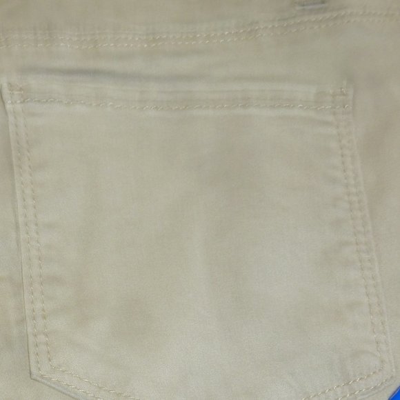 BUFFALO david bitton samuella mid rise bermuda super soft shorts 10/30 new - Picture 5 of 10